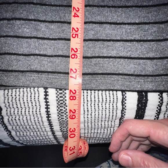 24/7 Dolman Long sleeve top - Picture 8 of 11